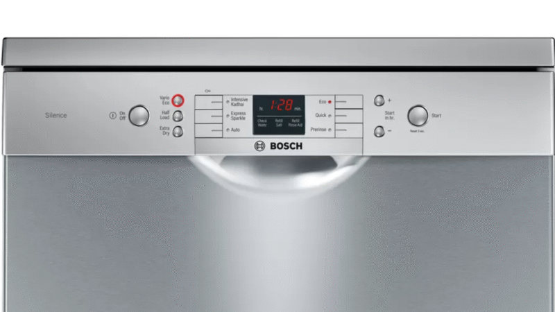 Bosch 13 Place Settings, Free Standing Dishwasher, extra dry and hygienic wash (SMS66GI01I, Silver Inox)