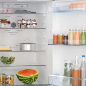 19693268_CTC35S03NI_PGA4_def BOSCH Series 4 free-standing fridge-freezer with freezer at top